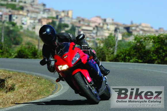 2006 honda cbr 600 rr photo